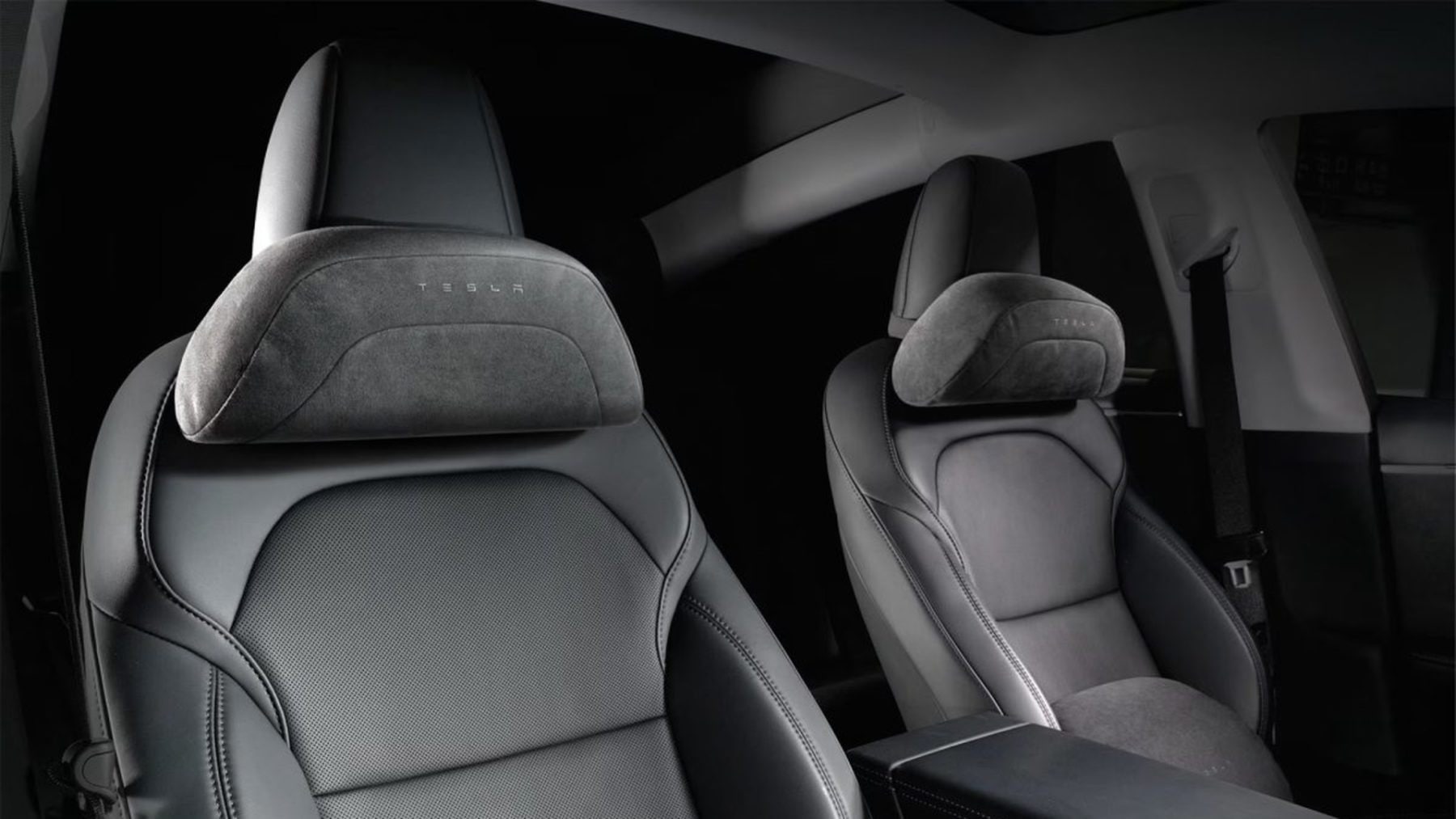 Přídavné polštáře pro Model 3 a Model Y | foto: Tesla