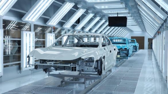 Čínské automobilky lámou rekordy. Poprvé vyvezly přes milion aut za jediný měsíc
