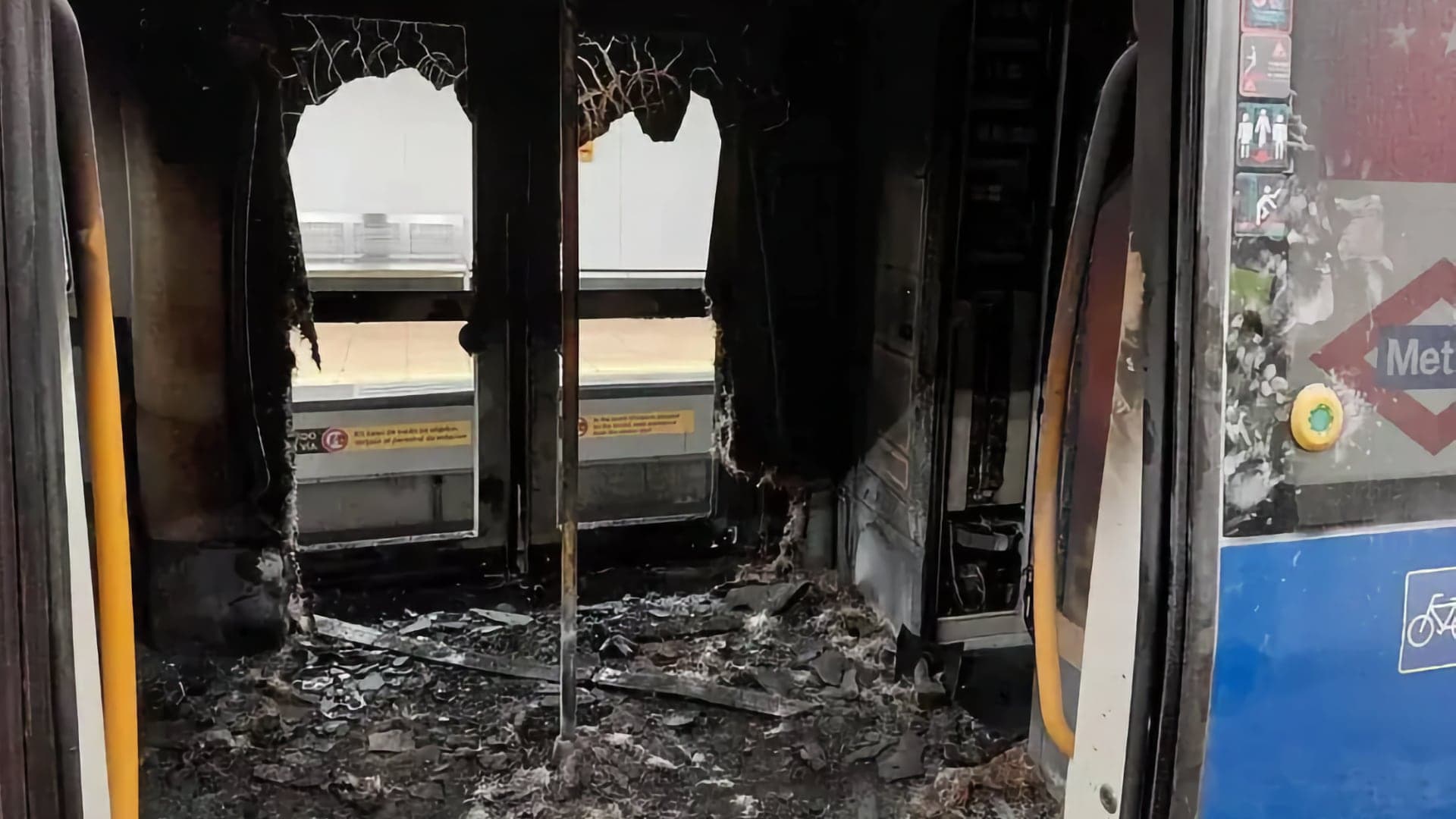 Exploze baterie elektrokoloběžky v madridském metru | Zdroj: Battery World