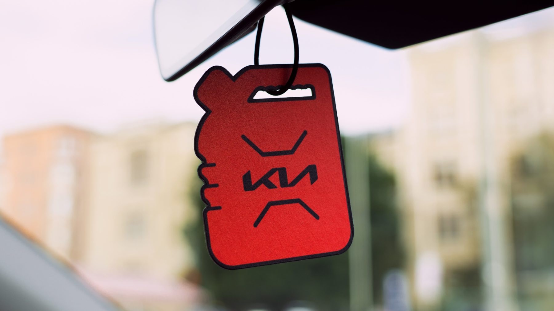 Ve Finsku vám dá Kia k elektromobilu EV4 vůní benzínu | Zdroj: Kia