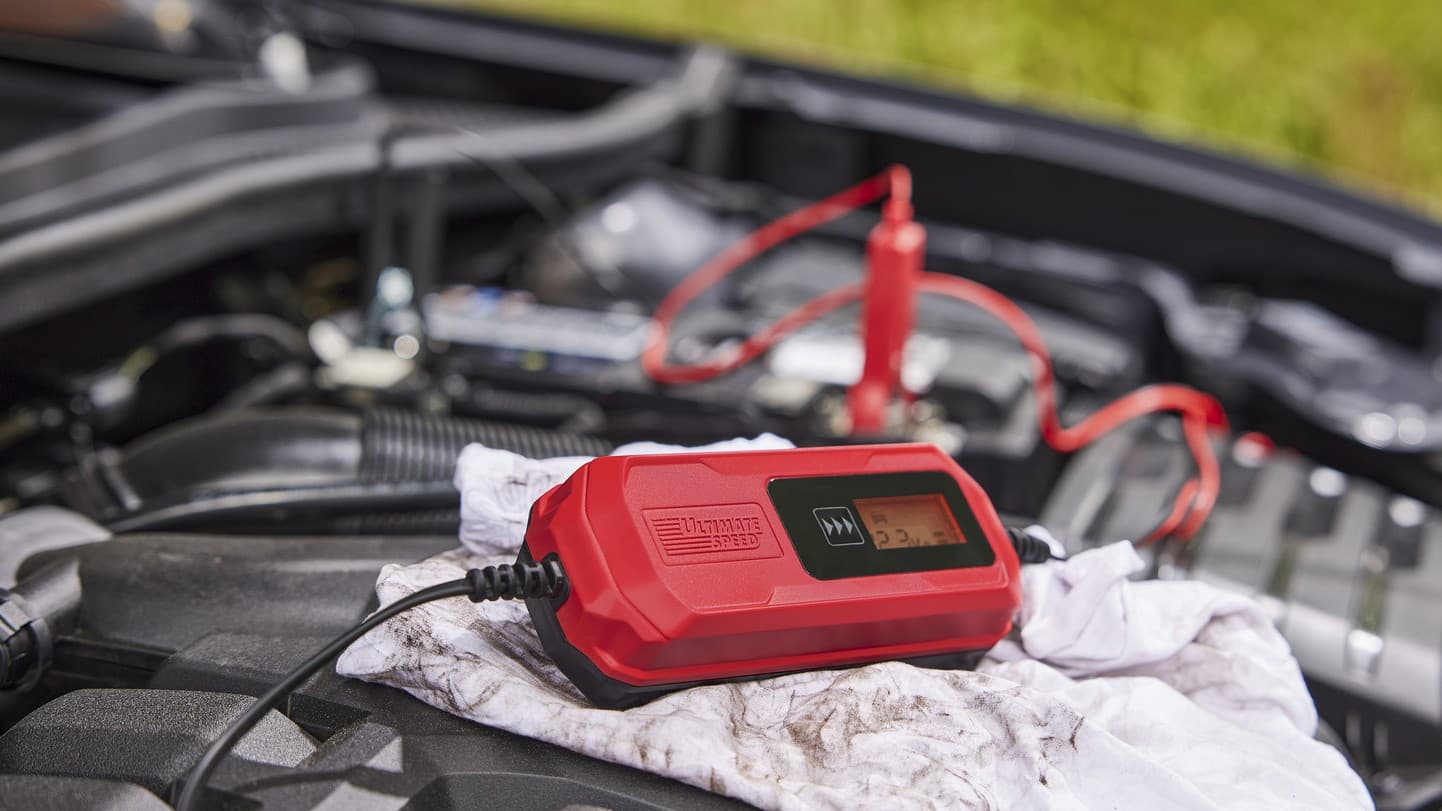 Nabíječka autobaterií Ultimate Speed ULGD 5.0 D2 | Zdroj: Lidl