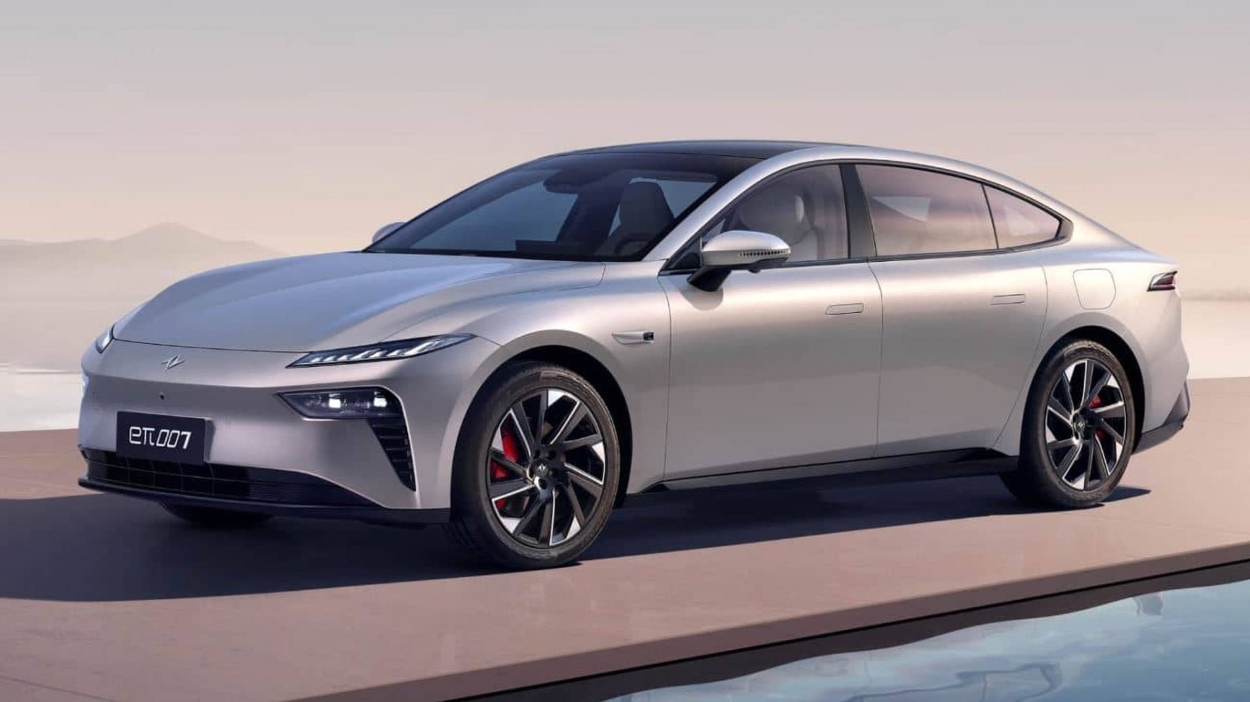 Dongfeng eπ 007 | Zdroj: Dongfeng