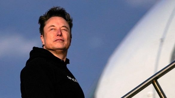Musk přesvědčil akcionáře: Tesla mu vyplatí bilion dolarů, když splní podmínky