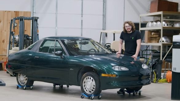 Na silnice se vrátí legendární elektromobil. Jde o jeden z nejvzácnějších exemplářů