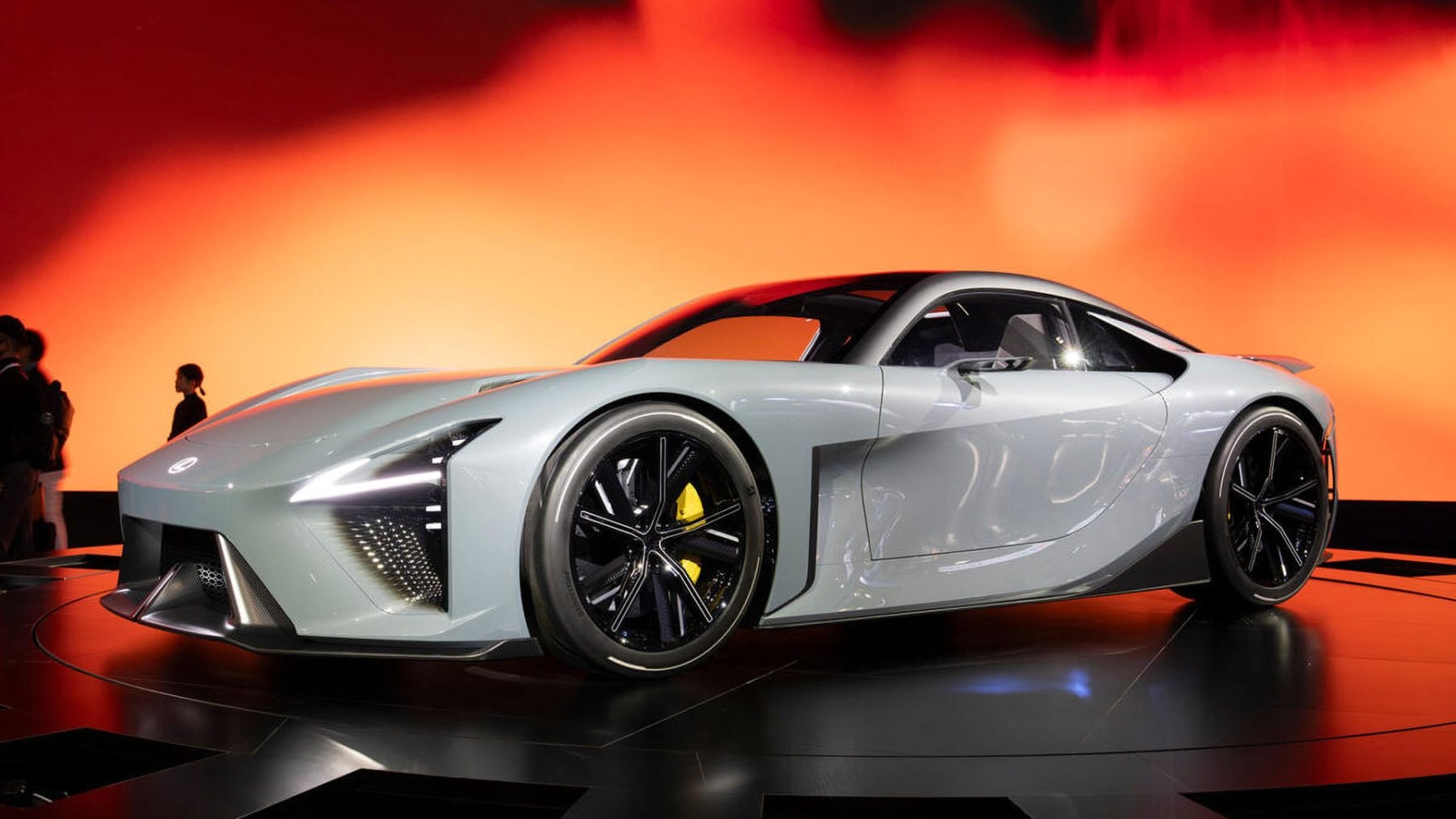 Koncept elektrického hypersportu Lexus | Zdroj: Autocar