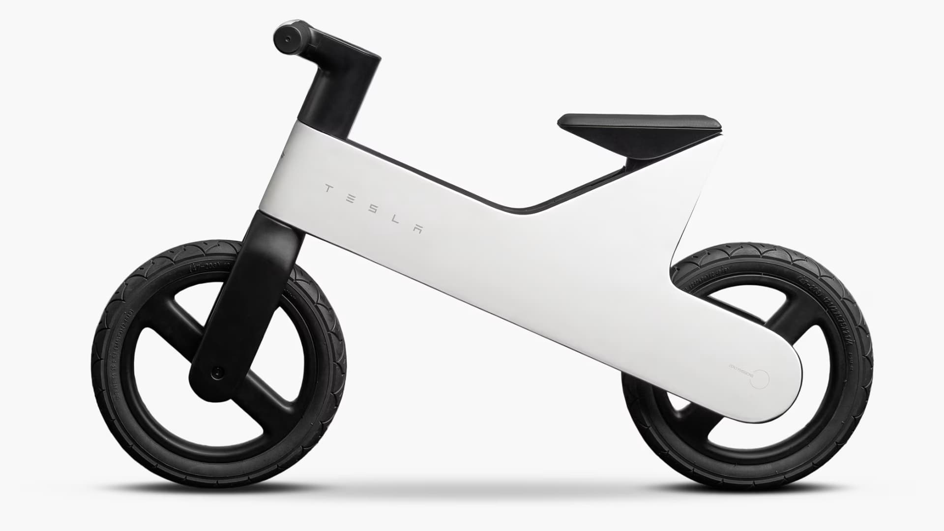 Dětské odrážedlo Tesla Balance Bike for Kids | Zdroj: Tesla