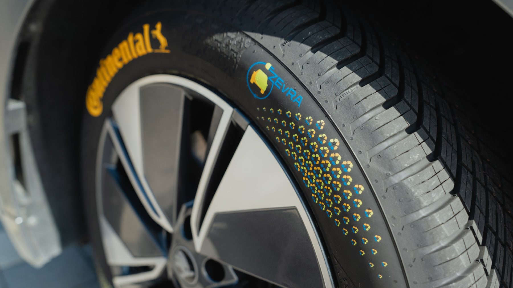 Koncept pneumatiky Continental ZEvRA | Zdroj: Continental