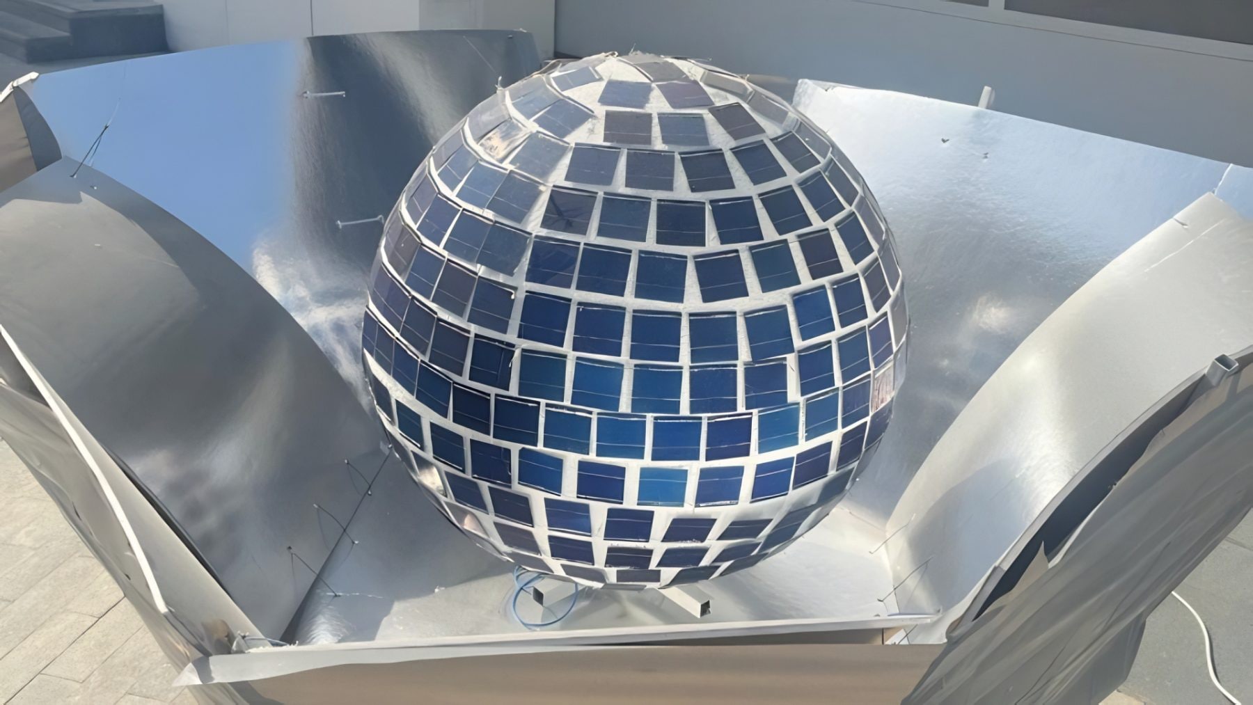 Sférický fotovoltaický modul | Zdroj: Katarská univerzita