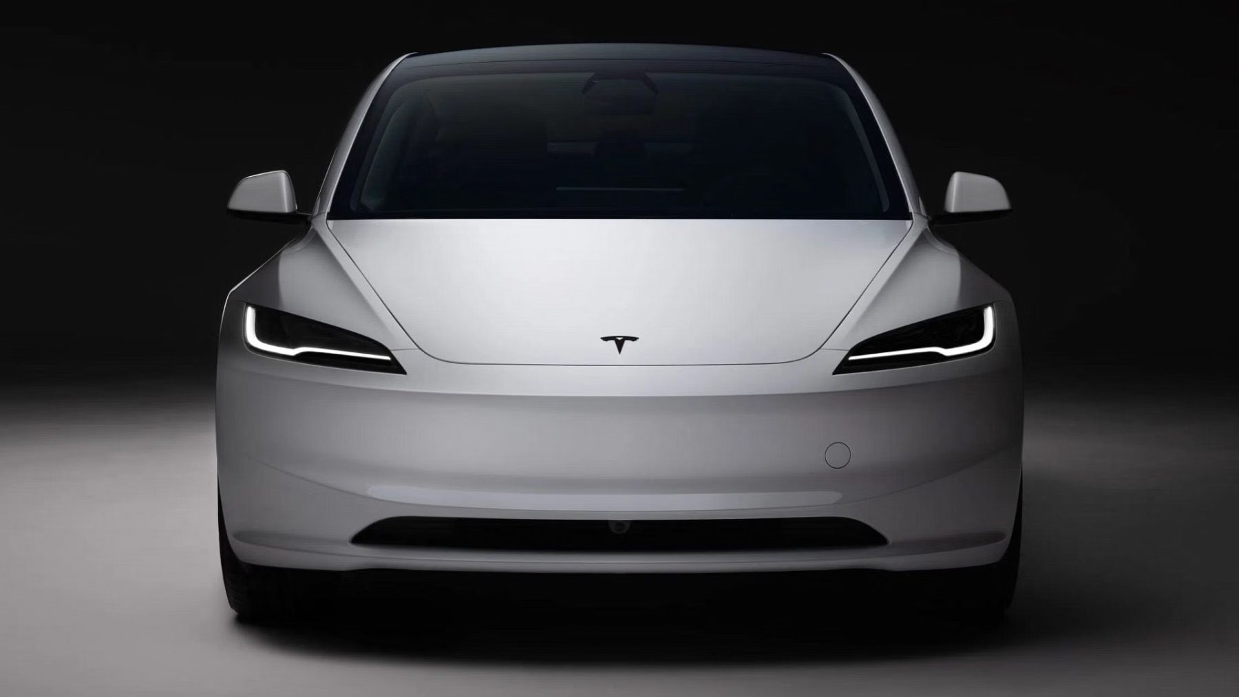 Tesla Model 3 RWD | Zdroj: Tesla